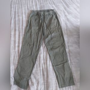 Khaki green pants